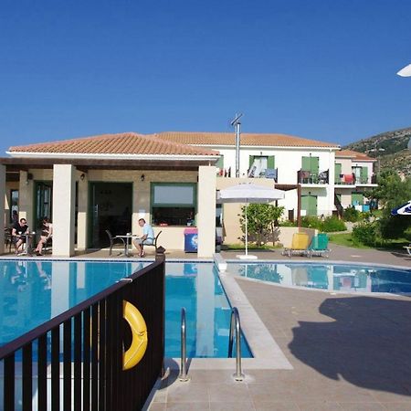 Livadaki Village Hotel Skala  エクステリア 写真