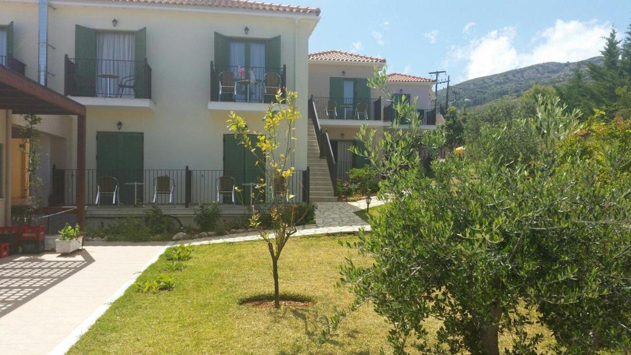Livadaki Village Hotel Skala  エクステリア 写真