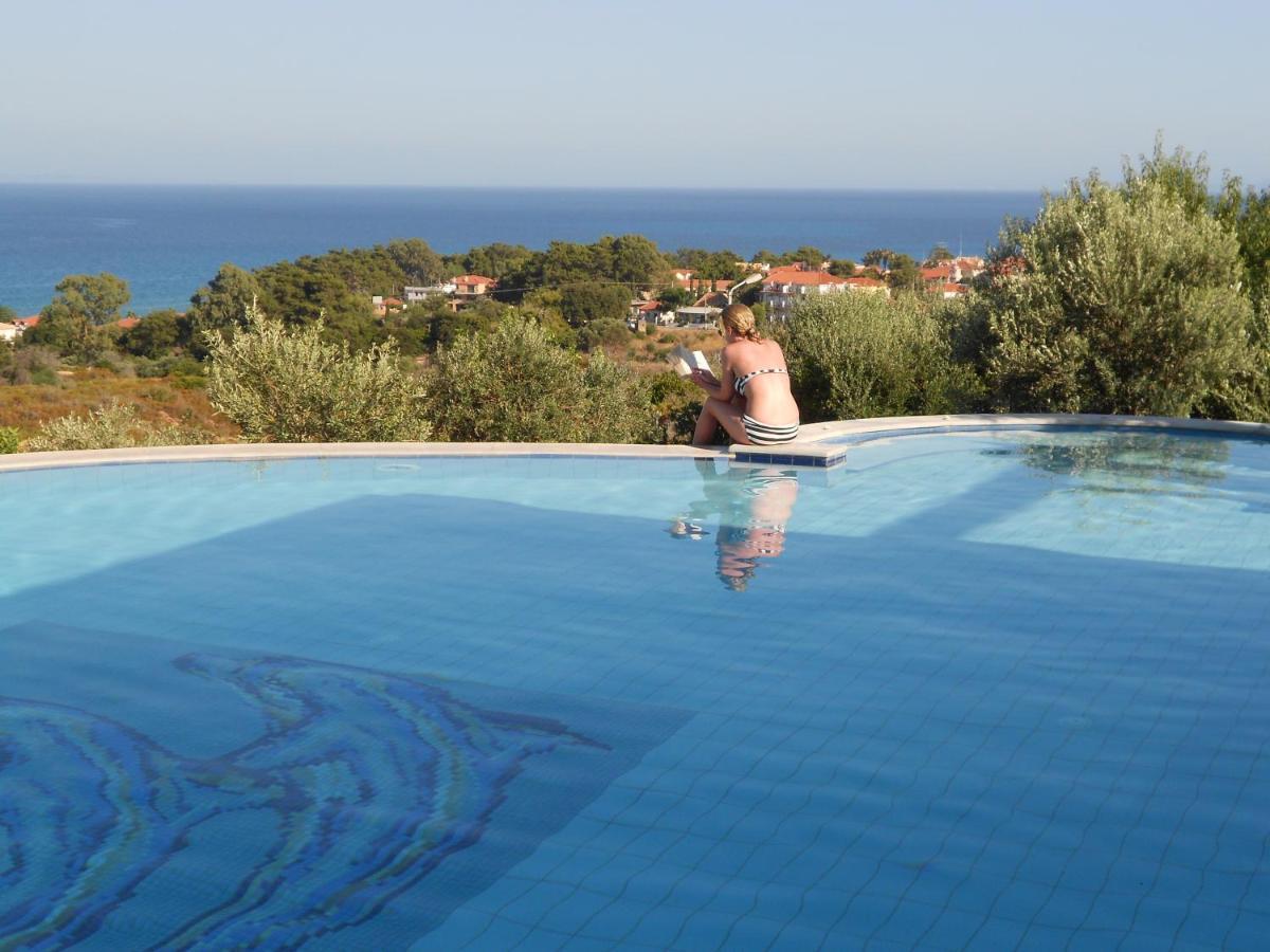 Livadaki Village Hotel Skala  エクステリア 写真