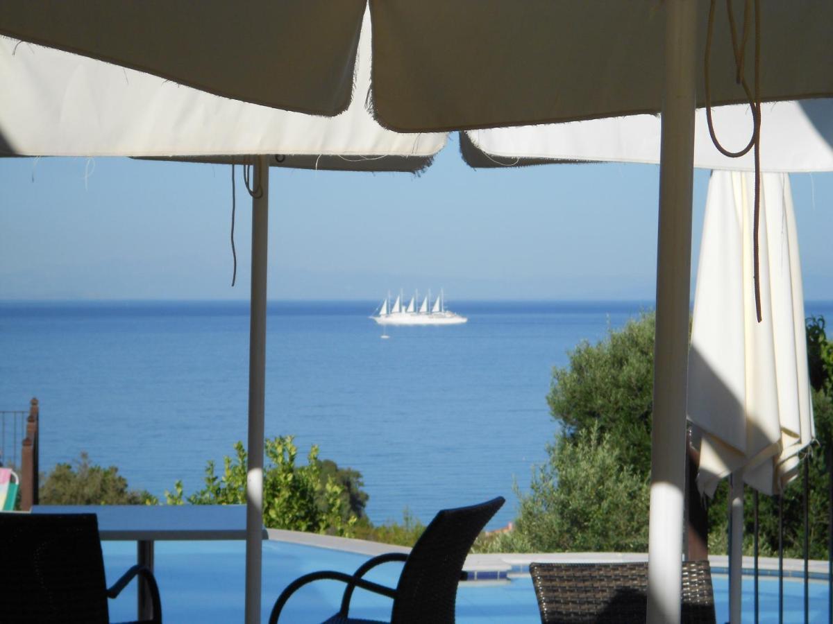 Livadaki Village Hotel Skala  エクステリア 写真