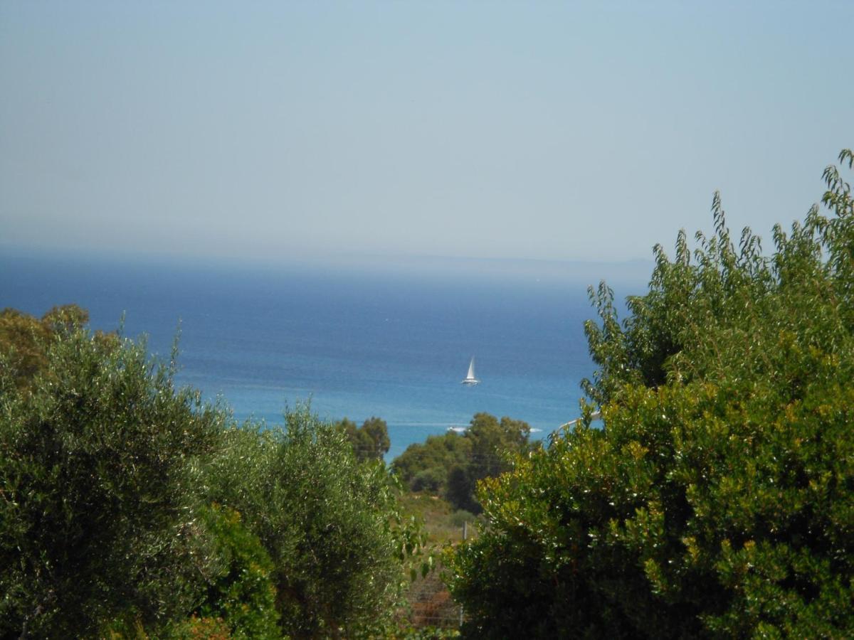 Livadaki Village Hotel Skala  エクステリア 写真
