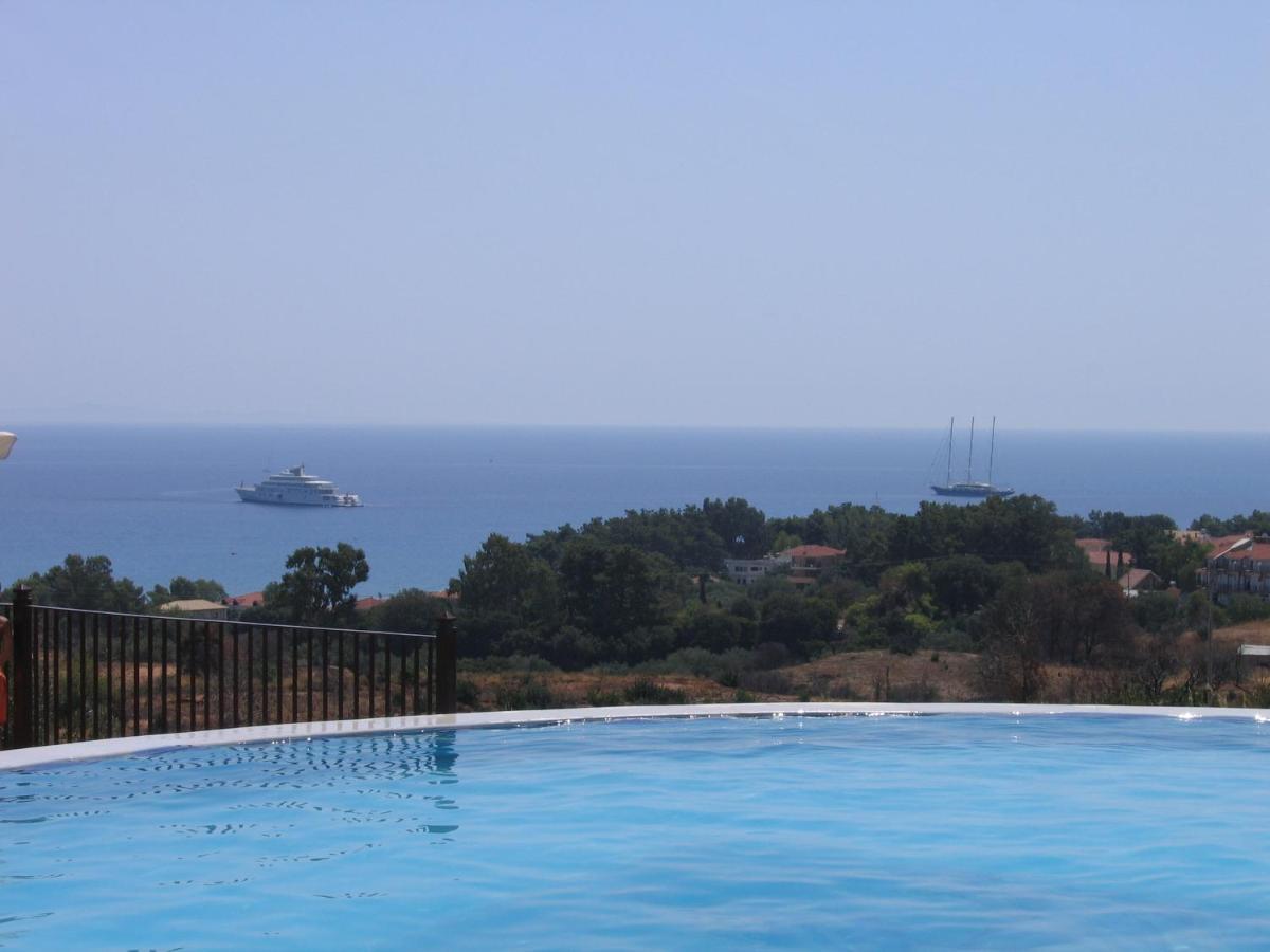 Livadaki Village Hotel Skala  エクステリア 写真